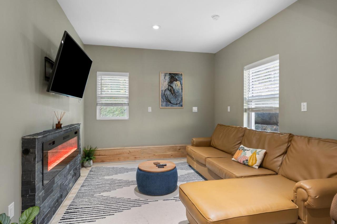 Modern Home &Cozy レークプラシッド エクステリア 写真